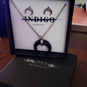 Indigo Authority Crescent Horn Necklace + Earrings